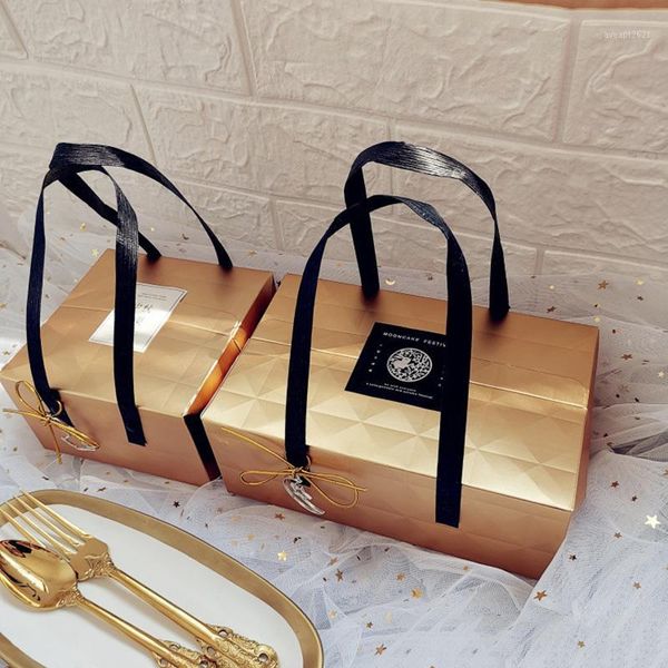 baby shower birthday party supplies golden gift box packaging new year 2021 hand-held gift boxes cajas de carton moon cake box1
baby shower birthday party supplies golden gift box packaging new year 2021 hand-held gift boxes cajas de carton moon cake box1