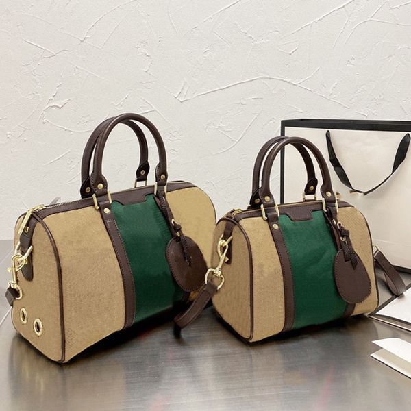 luxury designer brand fashion shoulder stripe classic pillow bags handbags shopping letter senior bag wallet 2021 cross body womens large ca
luxury designer brand fashion shoulder stripe classic pillow bags handbags shopping letter senior bag wallet 2021 cross body womens large ca