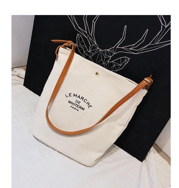 shoulder bags individual rucksack woman it's , simple, versatile one-shouldered straddle handbag bag
shoulder bags individual rucksack woman it's , simple, versatile one-shouldered straddle handbag bag