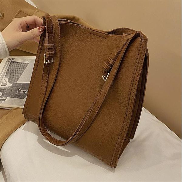 shoulder bags 2021 fashion luxury women's pu large capacity bag soft handbags simple solid multiple compartments small square
shoulder bags 2021 fashion luxury women's pu large capacity bag soft handbags simple solid multiple compartments small square