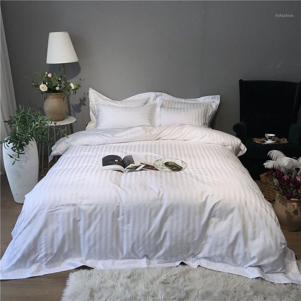 silky egyptian cotton nordic bedding set white fitted sheet bed sheet duvet cover king size bed set parure de lit1
silky egyptian cotton nordic bedding set white fitted sheet bed sheet duvet cover king size bed set parure de lit1