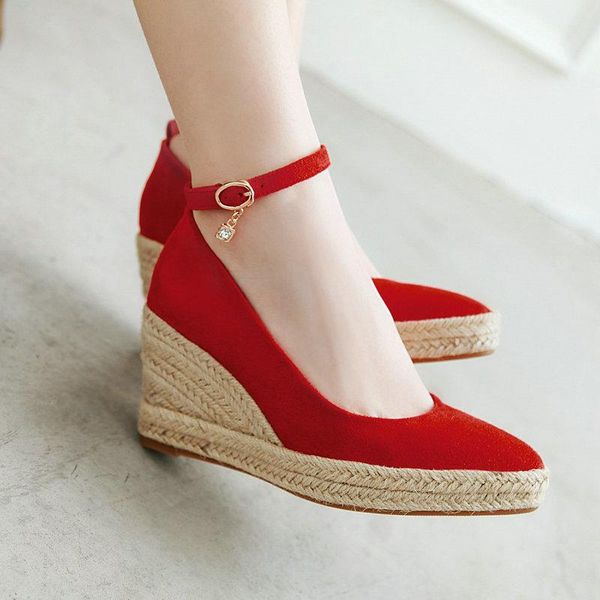 2021 women shoes wedges heel platform pointed toe all match platform flock buckle spring/autumn ladies pumps size 34-43, Black
2021 women shoes wedges heel platform pointed toe all match platform flock buckle spring/autumn ladies pumps size 34-43, Black