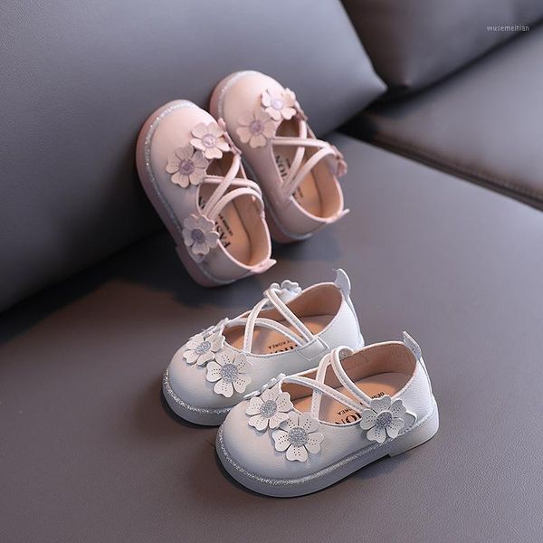 first walkers autumn girl leather shoes princess baby soft bottom toddler children's born girl1
first walkers autumn girl leather shoes princess baby soft bottom toddler children's born girl1