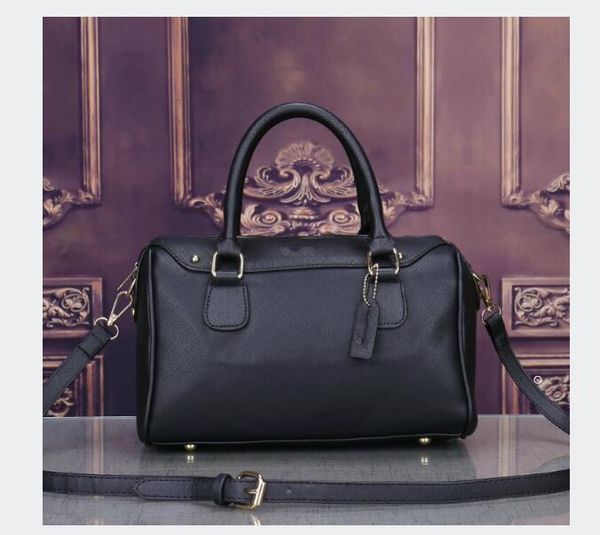 12ladies fashion ladies one-shoulder messenger bag ladies clutch luxurys designers bags size 29x22x13
12ladies fashion ladies one-shoulder messenger bag ladies clutch luxurys designers bags size 29x22x13