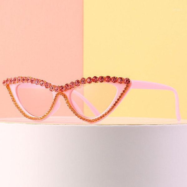 sunglasses 2021 vintage fashion cat eye women design diamond frame sun glasses for female uv4001, White;black
sunglasses 2021 vintage fashion cat eye women design diamond frame sun glasses for female uv4001, White;black