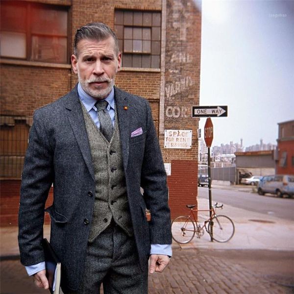 grey tweed men suit winter classic suit men elegant formal wedding suits for retro costume homme 3 pieces traje hombre suits1, White;black
grey tweed men suit winter classic suit men elegant formal wedding suits for retro costume homme 3 pieces traje hombre suits1, White;black