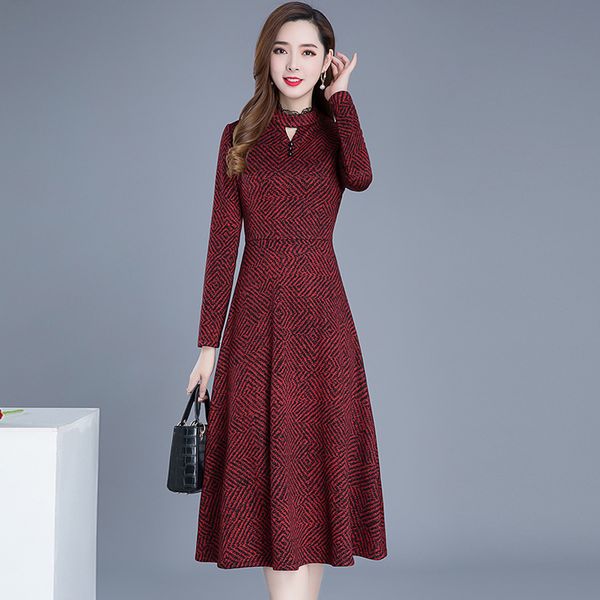 2021 new women plus velvet padded base mid-long dress female winter new round neck long sleeve a-line dresses stitching vestidos mvn7, Black;gray
2021 new women plus velvet padded base mid-long dress female winter new round neck long sleeve a-line dresses stitching vestidos mvn7, Black;gray