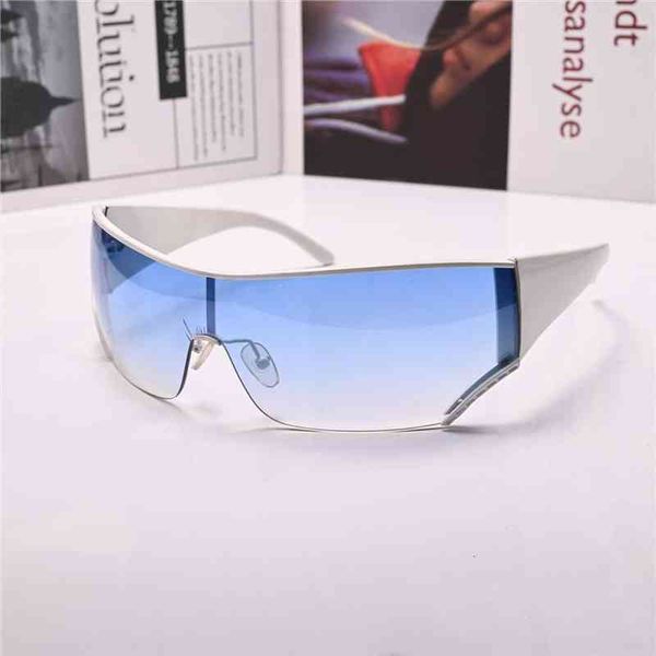 brand women fashion sunglasses steampunk sun glasses for female one-piece lens anti reflection driving male, White;black
brand women fashion sunglasses steampunk sun glasses for female one-piece lens anti reflection driving male, White;black