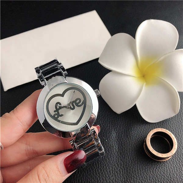 men's fashion style fashion sports watch diamond pink letters diamond dial style casual personality watch, Slivery;black
men's fashion style fashion sports watch diamond pink letters diamond dial style casual personality watch, Slivery;black