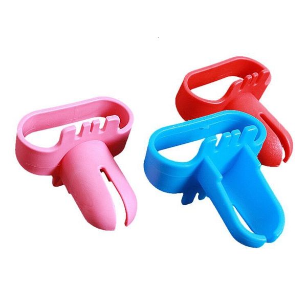 1pc fastener easily knotter plastic strip support globos balloons stand fastening holder for balls modeling party new year xmas
1pc fastener easily knotter plastic strip support globos balloons stand fastening holder for balls modeling party new year xmas