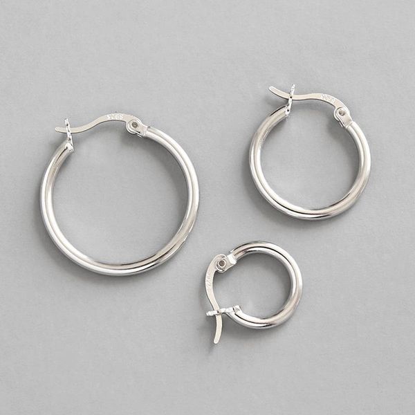 hoop & huggie minimalista earring geometric circle simple pendientes plata de ley 925 sterling silver earrings for women jewelry, Golden;silver
hoop & huggie minimalista earring geometric circle simple pendientes plata de ley 925 sterling silver earrings for women jewelry, Golden;silver