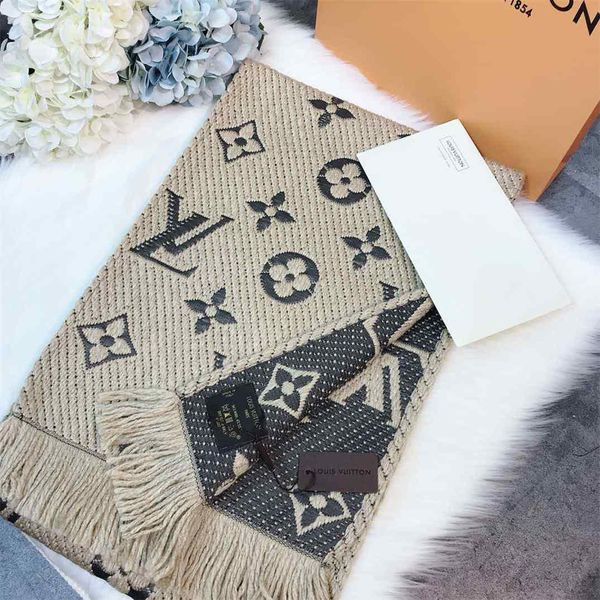 2020fashion winter cashmere scarf pashmina for women brand designer warm scarf jacquard men imitate cashmere wool long shawl wra
2020fashion winter cashmere scarf pashmina for women brand designer warm scarf jacquard men imitate cashmere wool long shawl wra