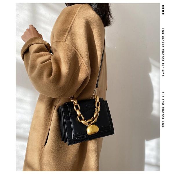 cross body 2021 women's fashion mini stone pattern shoulder handbags and purses designer chain pu leather flap crossbody bag 
cross body 2021 women's fashion mini stone pattern shoulder handbags and purses designer chain pu leather flap crossbody bag