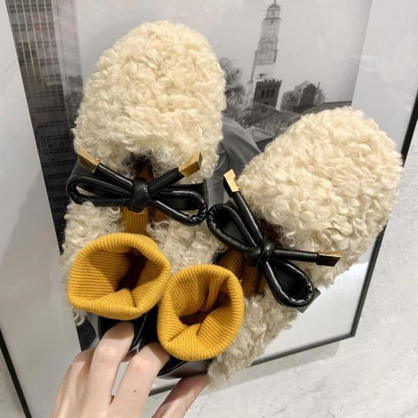 plush shoes women's autumn and winter wear fashion 2020 new flat lazy plus fluffy shoes round toe zapatos de mujer flat, Black
plush shoes women's autumn and winter wear fashion 2020 new flat lazy plus fluffy shoes round toe zapatos de mujer flat, Black