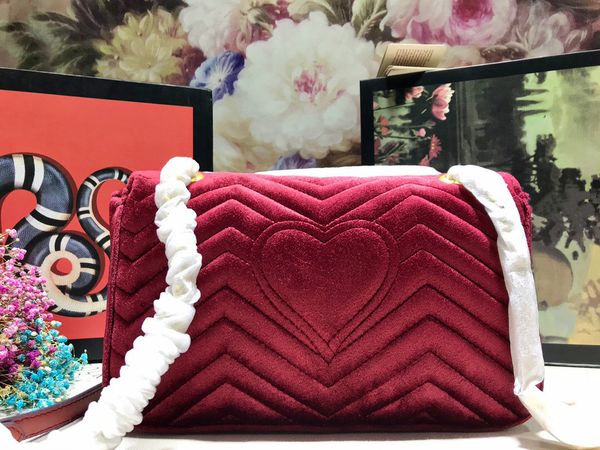 fashion women chain shoulder bags velour lady handbags senior crossbody new style women flap
fashion women chain shoulder bags velour lady handbags senior crossbody new style women flap