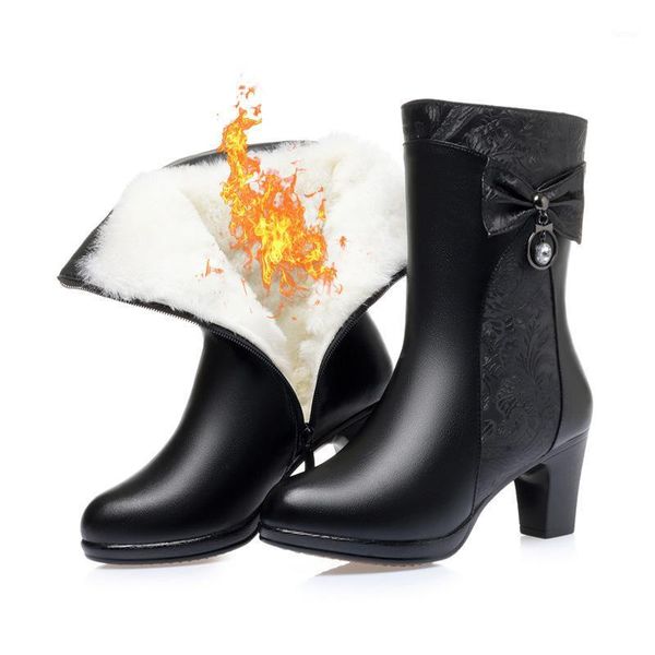 2020 new classic rhinestone bow women fashion boots autumn winter boots warm plush wool snow genuine leather1, Black
2020 new classic rhinestone bow women fashion boots autumn winter boots warm plush wool snow genuine leather1, Black