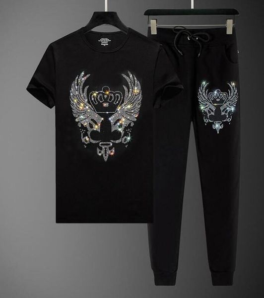 new men short sleeve suits tracksuit m- 4xl sporting suit male rhinestones 2021 8bm2, Black
new men short sleeve suits tracksuit m- 4xl sporting suit male rhinestones 2021 8bm2, Black