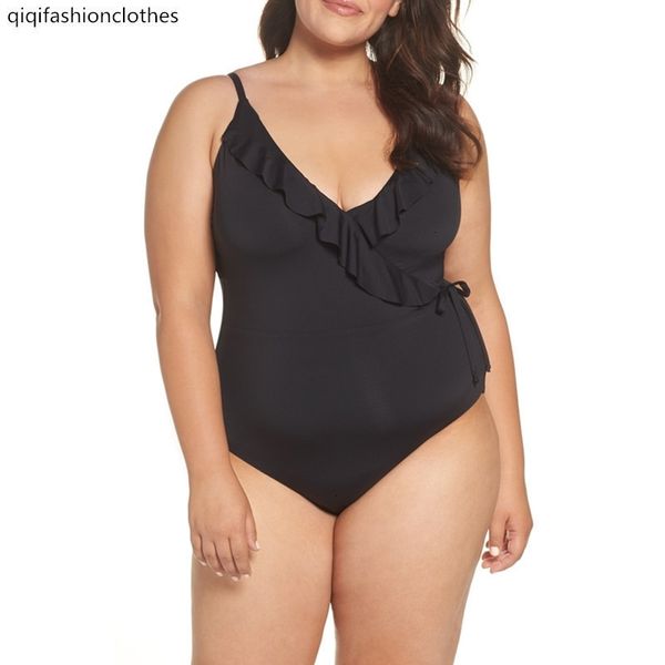 2019 single ruffle solid color cover belly show thin and fat plus size one piece swimsuit woman, White;black
2019 single ruffle solid color cover belly show thin and fat plus size one piece swimsuit woman, White;black