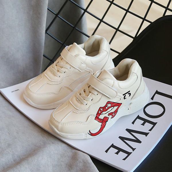 мода граффити повседневная кроссовки для девочек обувь дети, Black;red
мода граффити повседневная кроссовки для девочек обувь дети, Black;red