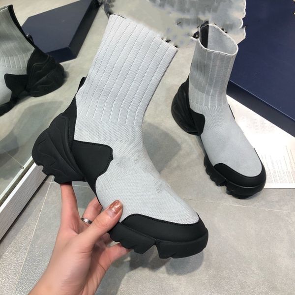 2020 new women' socks and boots autumn and winter new style simple and fashionable version ing, Black;grey
2020 new women' socks and boots autumn and winter new style simple and fashionable version ing, Black;grey