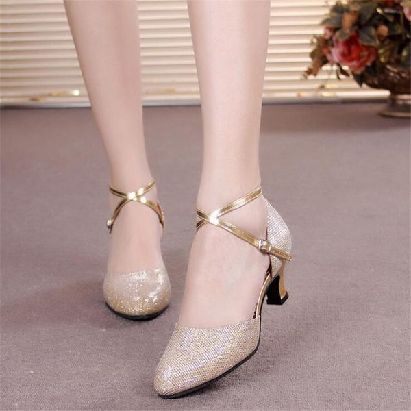 girls leather children latin ballroom dance female kids dancing shoes high heel 3.5/5.5cm soft sole, Black;red
girls leather children latin ballroom dance female kids dancing shoes high heel 3.5/5.5cm soft sole, Black;red