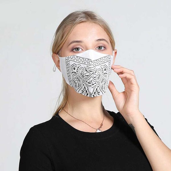 5 styles floral printed personalized fashion dustproof breathable cotton mask washed outdoor soft protective masks
5 styles floral printed personalized fashion dustproof breathable cotton mask washed outdoor soft protective masks