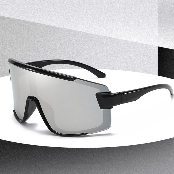 and new2020 women fashion retro glasses men elegant outdoor riding windproof uv goggles sunglasses2021
and new2020 women fashion retro glasses men elegant outdoor riding windproof uv goggles sunglasses2021