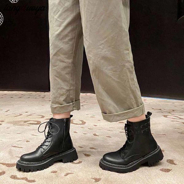 martin boots women shoes high thick heels black thin motorcycle boots winter fall combat women 2020
martin boots women shoes high thick heels black thin motorcycle boots winter fall combat women 2020