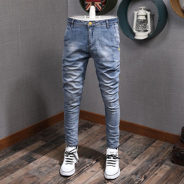 2021 new korean style fashion designer men jeans retro light blue elastic casual denim pencil pants homme slim fit youth stretch trousers dy
2021 new korean style fashion designer men jeans retro light blue elastic casual denim pencil pants homme slim fit youth stretch trousers dy