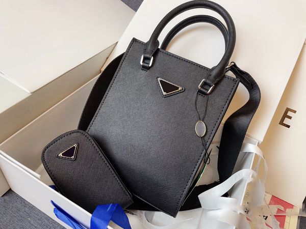 fashions men's women's bag season products popular wholesale shoulder bags bag net celebrity same style portable sumptuous luxury
fashions men's women's bag season products popular wholesale shoulder bags bag net celebrity same style portable sumptuous luxury