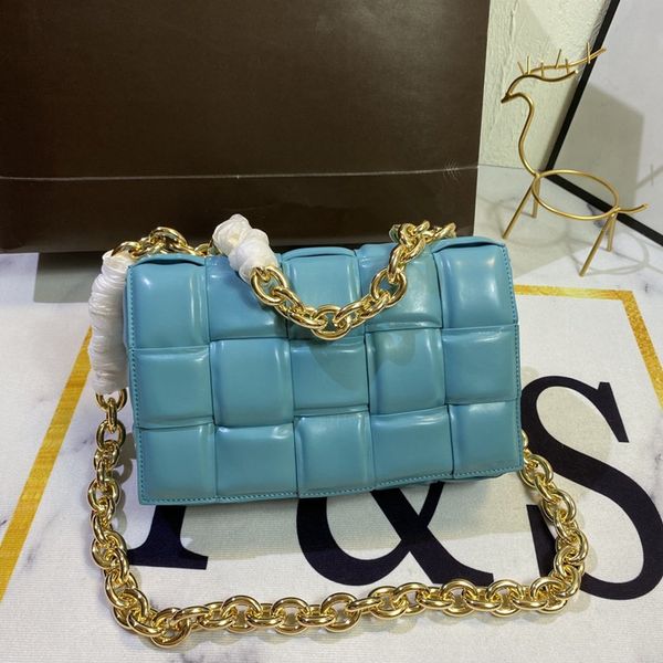 new fashion multifunctional small square bag casual popular shoulder bag simple women postman bags for women 2020 new luxury handbags
new fashion multifunctional small square bag casual popular shoulder bag simple women postman bags for women 2020 new luxury handbags