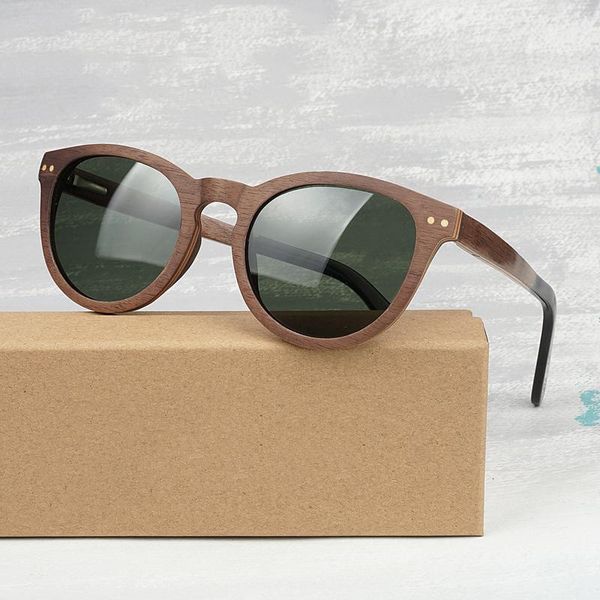 2020 Fashion New Design Handmade Real Walnut Wood Sunglasses Polarized Lenses Women Men's Sun Glasses 0606
2020 Fashion New Design Handmade Real Walnut Wood Sunglasses Polarized Lenses Women Men's Sun Glasses 0606