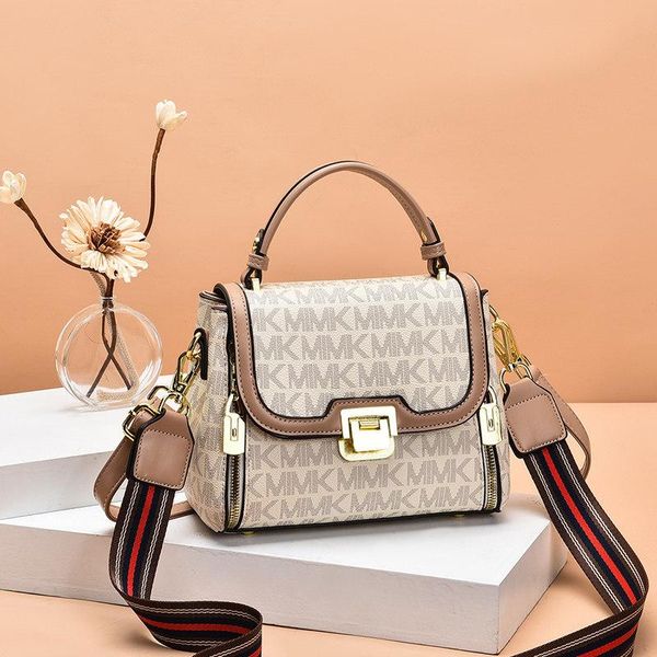 totes handbags new 2021 fashion spring and summer personality printing shoulder messenger korean version of handbag 266
totes handbags new 2021 fashion spring and summer personality printing shoulder messenger korean version of handbag 266
