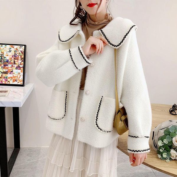 fashion sweet mink fleece turn-down collar jacket women korean loose elegant long sleeve outerwear vintage chic coat fall female, Black;brown
fashion sweet mink fleece turn-down collar jacket women korean loose elegant long sleeve outerwear vintage chic coat fall female, Black;brown