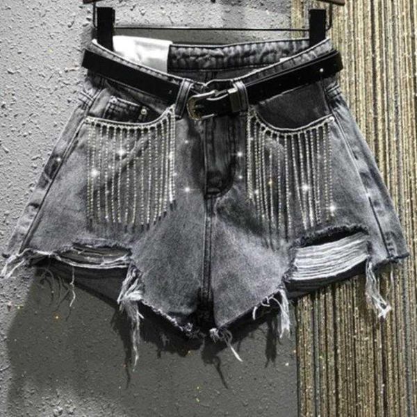 2020 summer new rhinestone tassel high waist denim shorts women loose wide leg hole jeans shorts1, White;black
2020 summer new rhinestone tassel high waist denim shorts women loose wide leg hole jeans shorts1, White;black