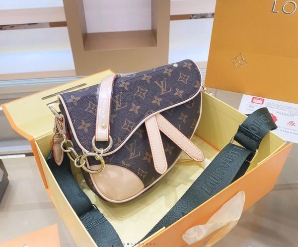 модные сумки кошельки классический crossbody женщин сумка сумка женская сумка париж печати старый цветок tote сумки +030, Blue;gray
модные сумки кошельки классический crossbody женщин сумка сумка женская сумка париж печати старый цветок tote сумки +030, Blue;gray