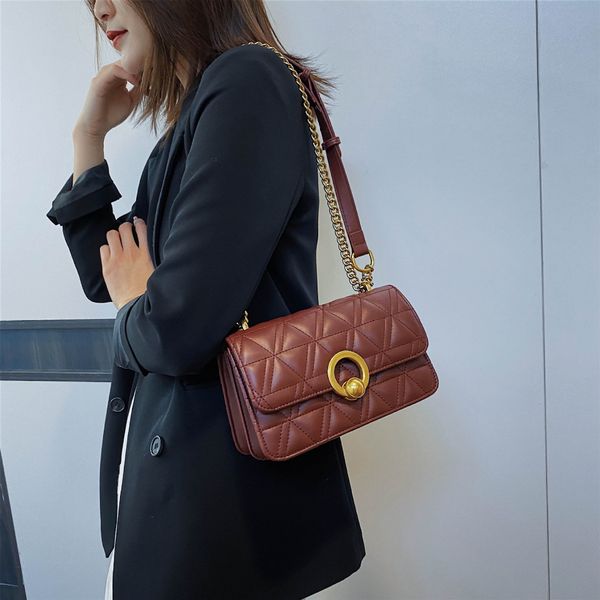 versatile ins lingge chain bag women's new fall / winter fashion lock up small square bag single shoulder messenger bag c1114
versatile ins lingge chain bag women's new fall / winter fashion lock up small square bag single shoulder messenger bag c1114