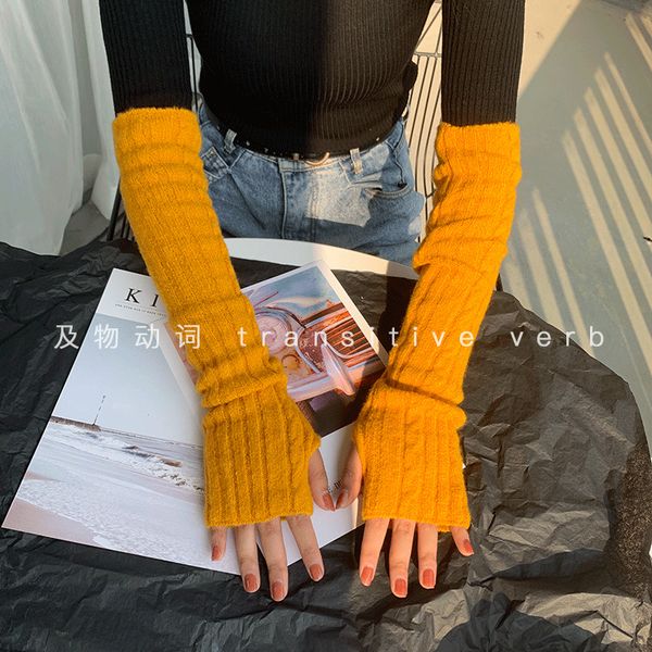 wool knitted arm cover women' hemp pile solid color thickened warm false sleeve ins fashionable decoration autumn and winter, Blue;gray
wool knitted arm cover women' hemp pile solid color thickened warm false sleeve ins fashionable decoration autumn and winter, Blue;gray