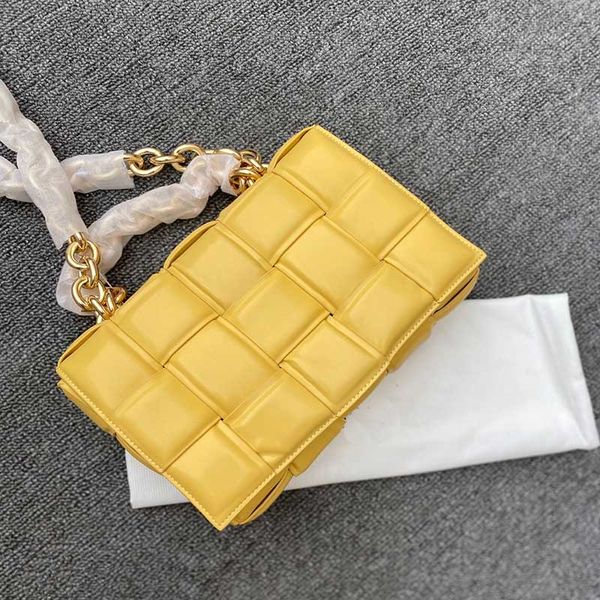 and leather sale fashion designer 2021 chain handbag shoulder messenger bag men women wallet pillow quality genuine high bag aknjg, Red;black
and leather sale fashion designer 2021 chain handbag shoulder messenger bag men women wallet pillow quality genuine high bag aknjg, Red;black