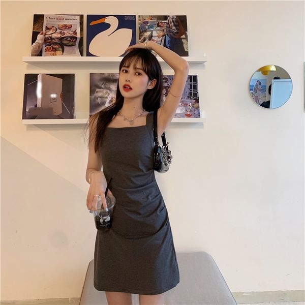 2020 summer new fashion simple slim slim medium length square neck versatile dress pleated dress tm7mq, Black;gray
2020 summer new fashion simple slim slim medium length square neck versatile dress pleated dress tm7mq, Black;gray