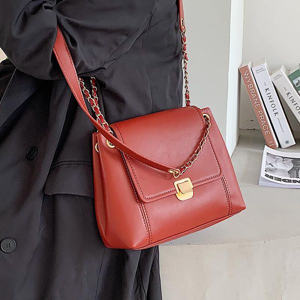original design high-end women bag winter new fashion texture shoulder bag wild crossbody square underarm width:26cm
original design high-end women bag winter new fashion texture shoulder bag wild crossbody square underarm width:26cm