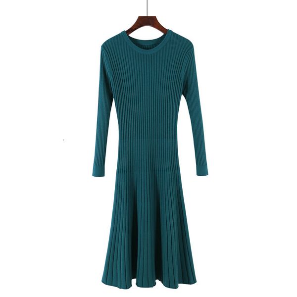 2021 new autumn winter women sweater dress mid-calf long chic female dresses a-line soft rib knitted frwe, White;black
2021 new autumn winter women sweater dress mid-calf long chic female dresses a-line soft rib knitted frwe, White;black