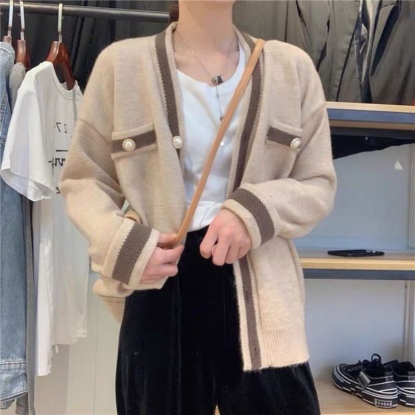 2020 новых осенью и зимой онлайн знаменитости изящный кашемир потерять цвет соответствия пальто свитер западного стиля свитер пальто кардига, White;black 
2020 новых осенью и зимой онлайн знаменитости изящный кашемир потерять цвет соответствия пальто свитер западного стиля свитер пальто кардига, White;black