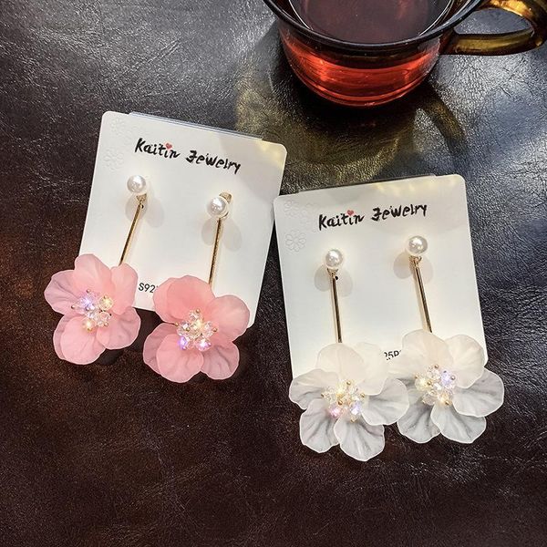 2020 fashion jewelry elegant resin flower earrings exaggerated long beach party earrings for girls gift for woman, Silver
2020 fashion jewelry elegant resin flower earrings exaggerated long beach party earrings for girls gift for woman, Silver