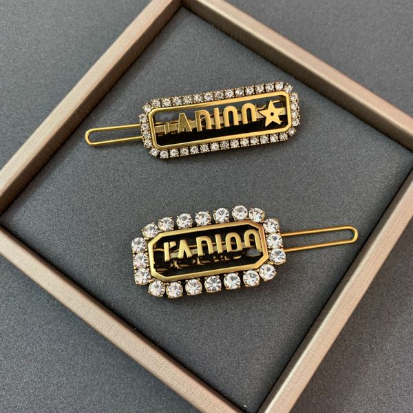 luxury jewelry designer hair clips, simple letter inlaid diamond ladies hair accessories, a variety of styles to choose, Golden;silver
luxury jewelry designer hair clips, simple letter inlaid diamond ladies hair accessories, a variety of styles to choose, Golden;silver