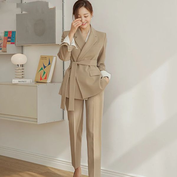 vintage 2021 two pieces set women blazer set lace up notched blazer & loose pant women pant suits female trouser suit, White
vintage 2021 two pieces set women blazer set lace up notched blazer & loose pant women pant suits female trouser suit, White