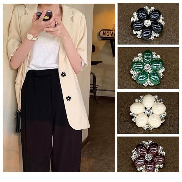 metal silver flower pearl buttons for clothing women suit coat dress sewing decorative button garment accessories 3 bbydot, Blike;white
metal silver flower pearl buttons for clothing women suit coat dress sewing decorative button garment accessories 3 bbydot, Blike;white