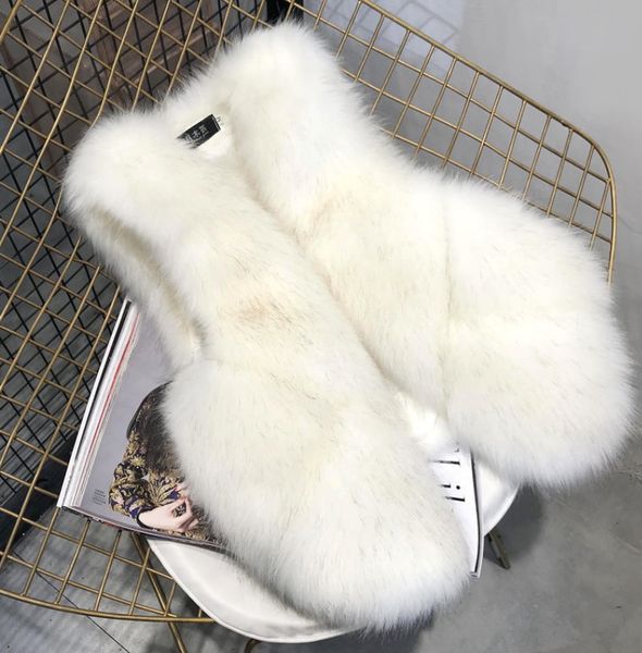 женщины зима поддельный fox fur теплые пальто женский повседневный сыпучие outwear teddy поддельный норковый all-матч открыть стежка жилеты, Black
женщины зима поддельный fox fur теплые пальто женский повседневный сыпучие outwear teddy поддельный норковый all-матч открыть стежка жилеты, Black