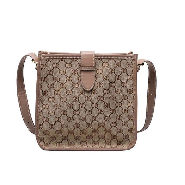 new printed small square bag women's and winter foreign style wide webbed messenger large capacity shoulder handbags top
new printed small square bag women's and winter foreign style wide webbed messenger large capacity shoulder handbags top