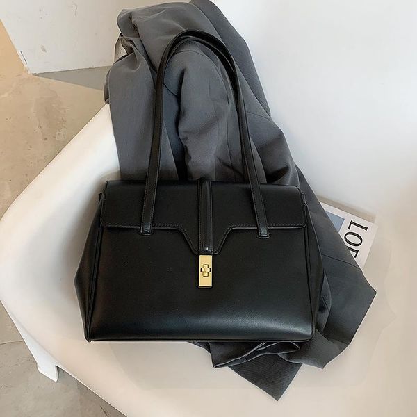 autumn high-quality western style bag 2020 new korean joker one shoulder fashion handbag
autumn high-quality western style bag 2020 new korean joker one shoulder fashion handbag